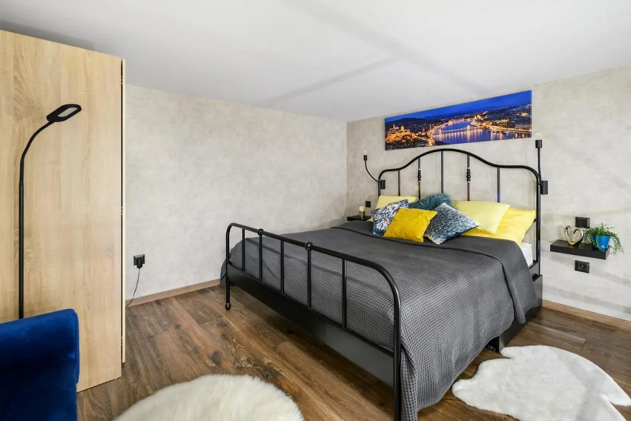 Luxury Apartment In The City Center With Parking بودابست 0*,  المجر